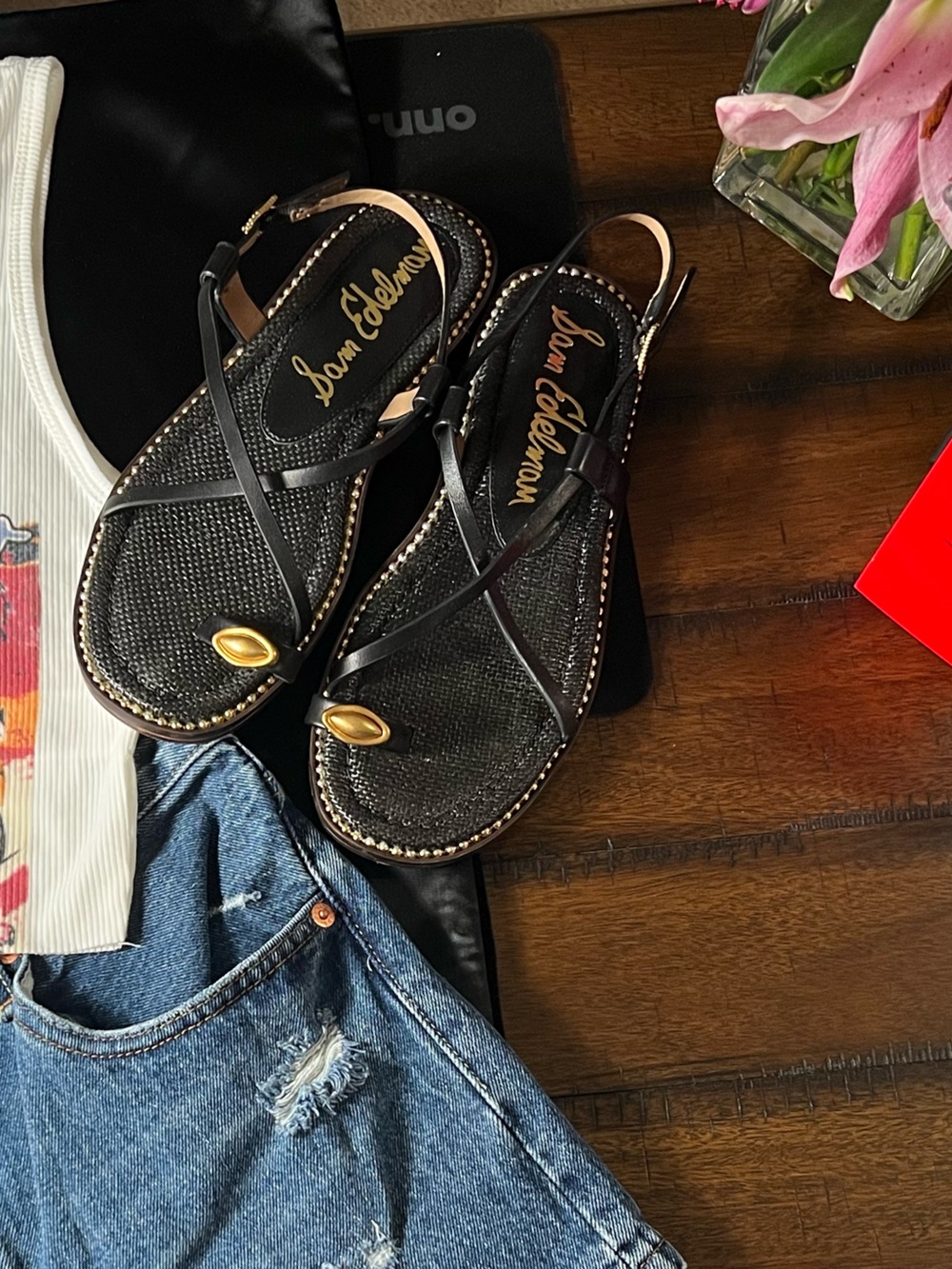 Sam Edelman Black Gladiator Sandals Gold Stud Detail Size 7.5 Boho Chic 😎